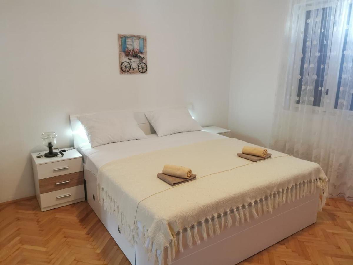 Apartments Sanja ポヴリャナ エクステリア 写真