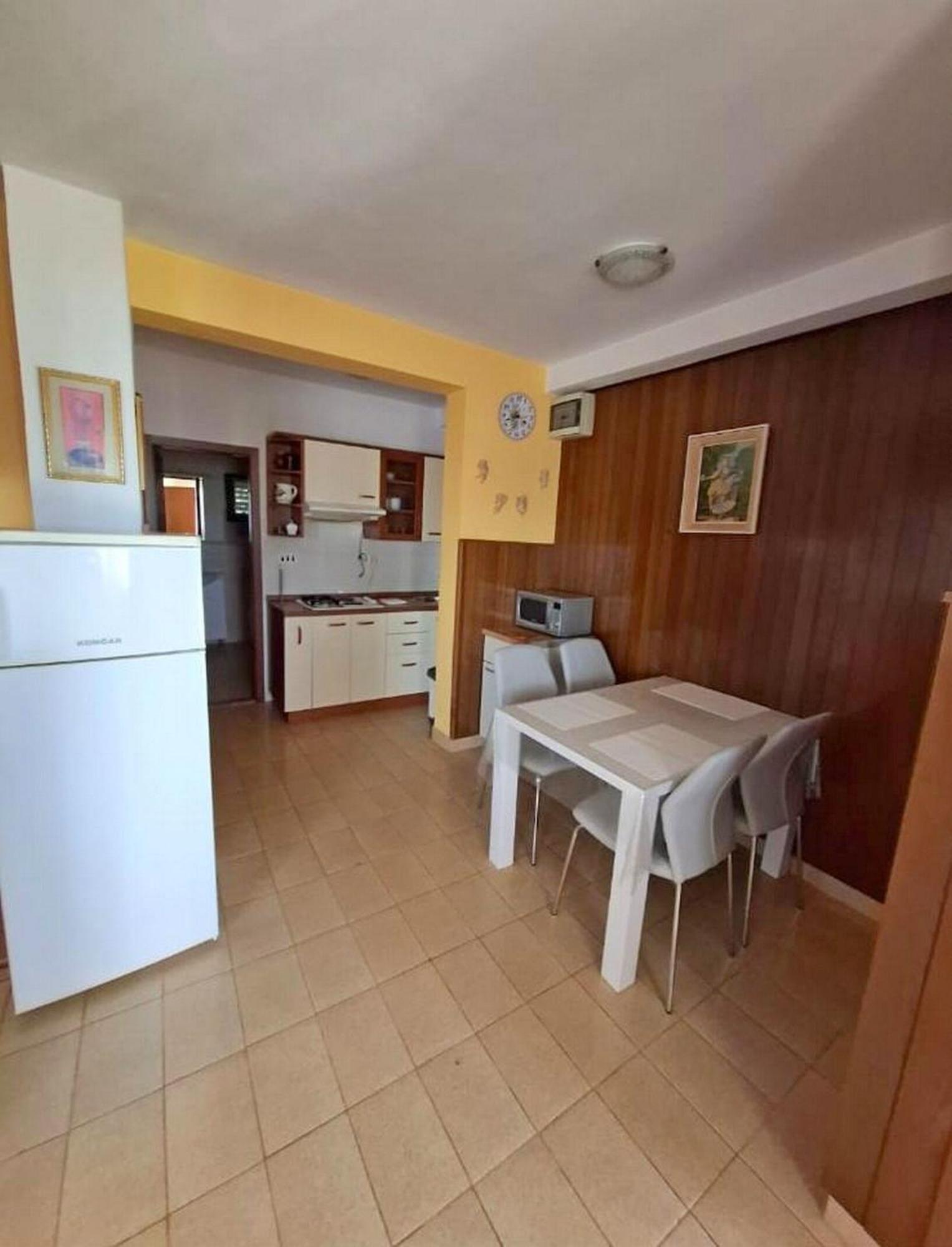 Apartments Sanja ポヴリャナ エクステリア 写真