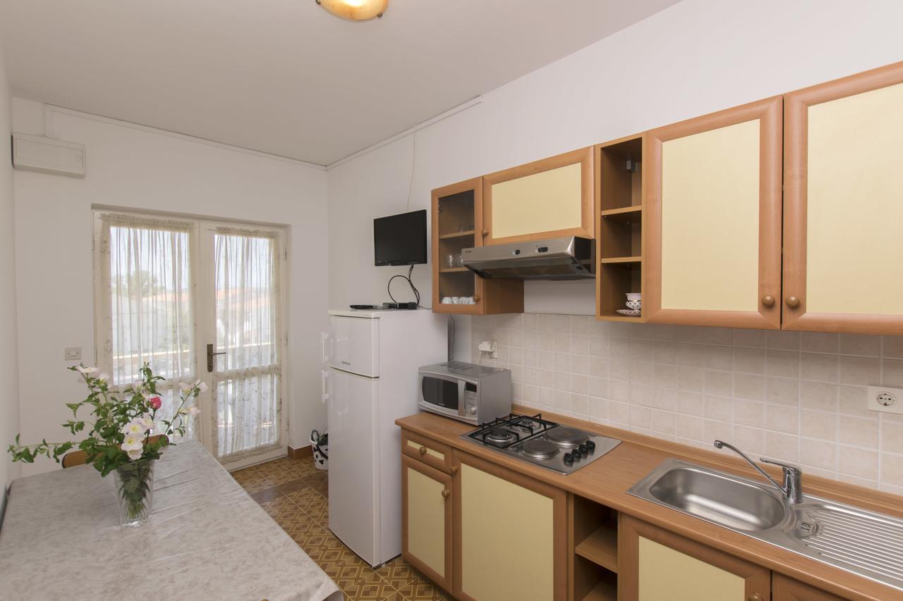 Apartments Sanja ポヴリャナ エクステリア 写真