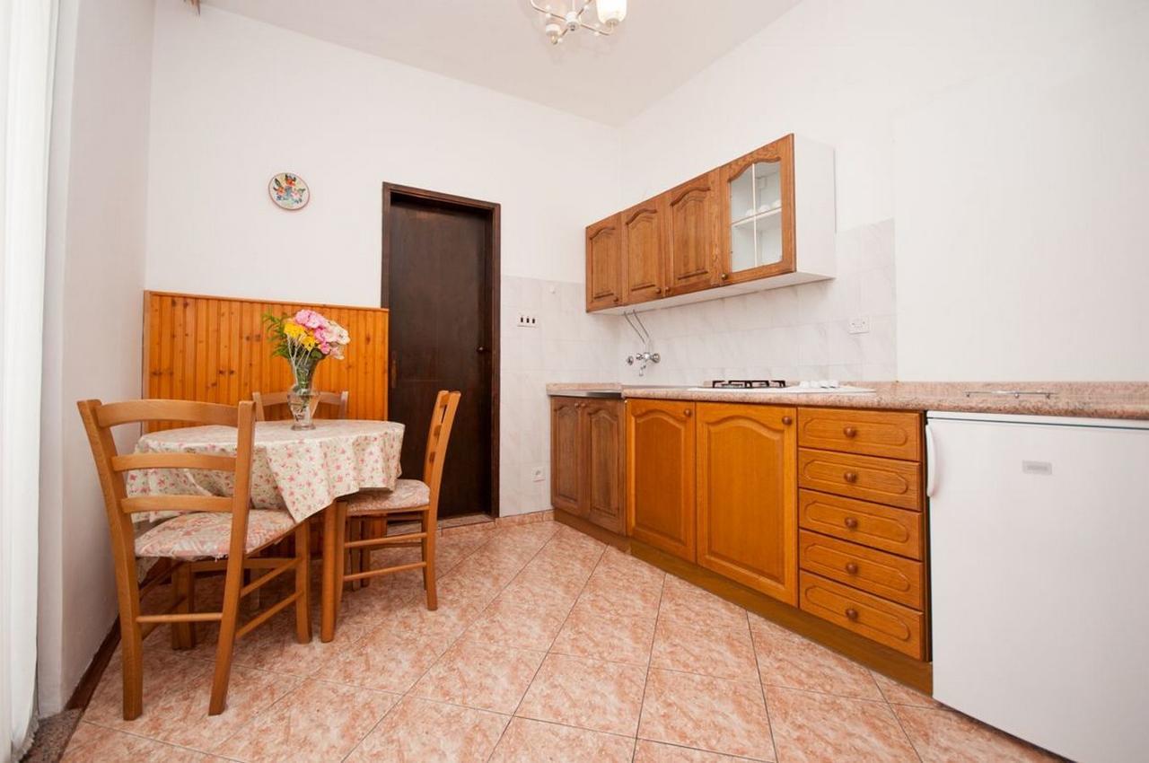Apartments Sanja ポヴリャナ エクステリア 写真